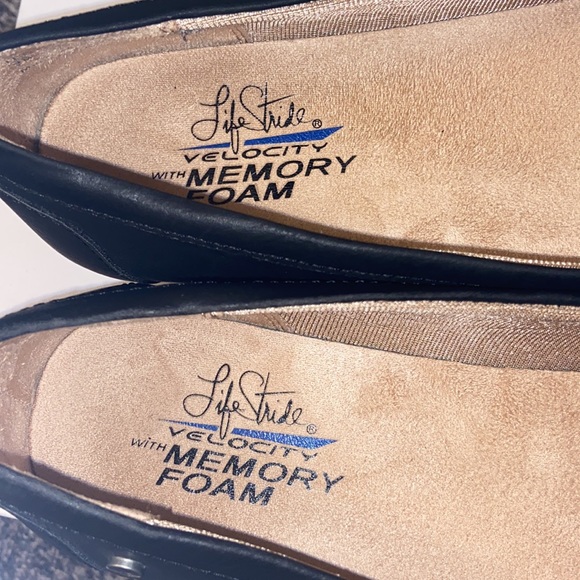 •NWT•Life Stride•MemoryFoam Flats w/Heel•Women’s•9 - Picture 5 of 6